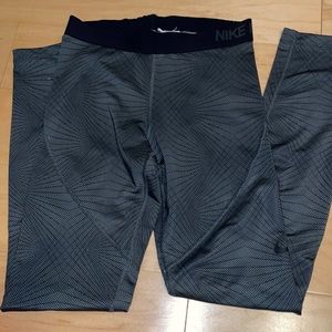 Nike Pro Hyperwarm Leggings